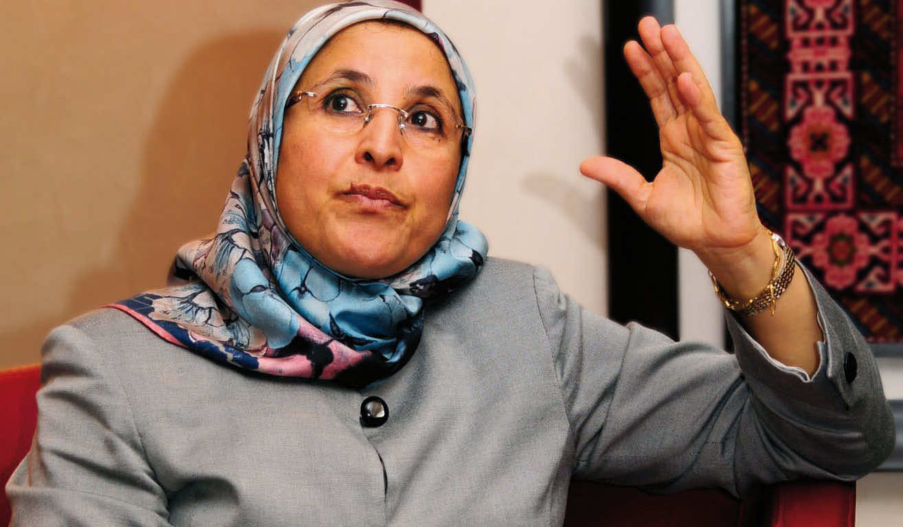 Hakkaoui Postpones Award Ceremony After Death of Blind Protester
