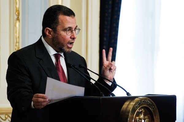 Egypt PM condemns attack on Shiites