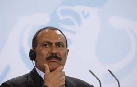 Yemeni leader Saleh flies to Saudi Arabia for treatment
