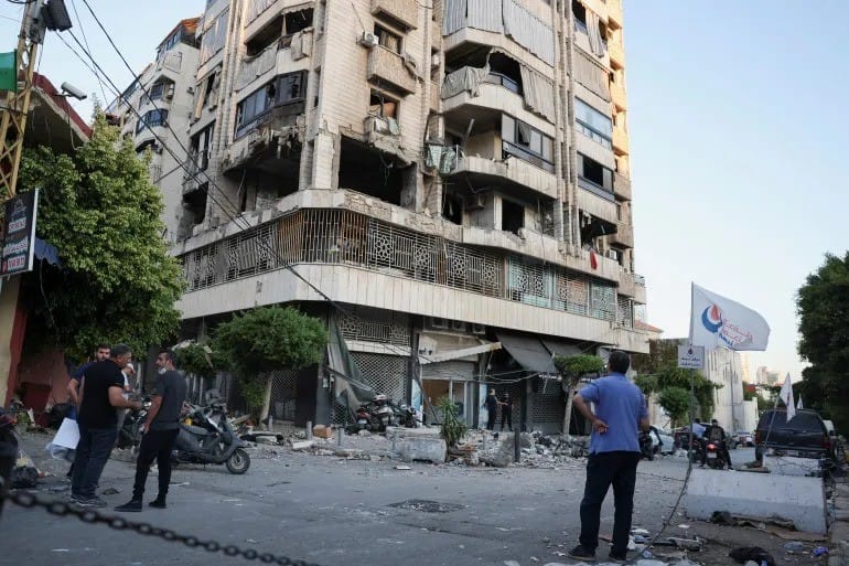 Israel, Hezbollah Continue to Exchange Airstrikes, Overnight Attack on Beirut Kills 9