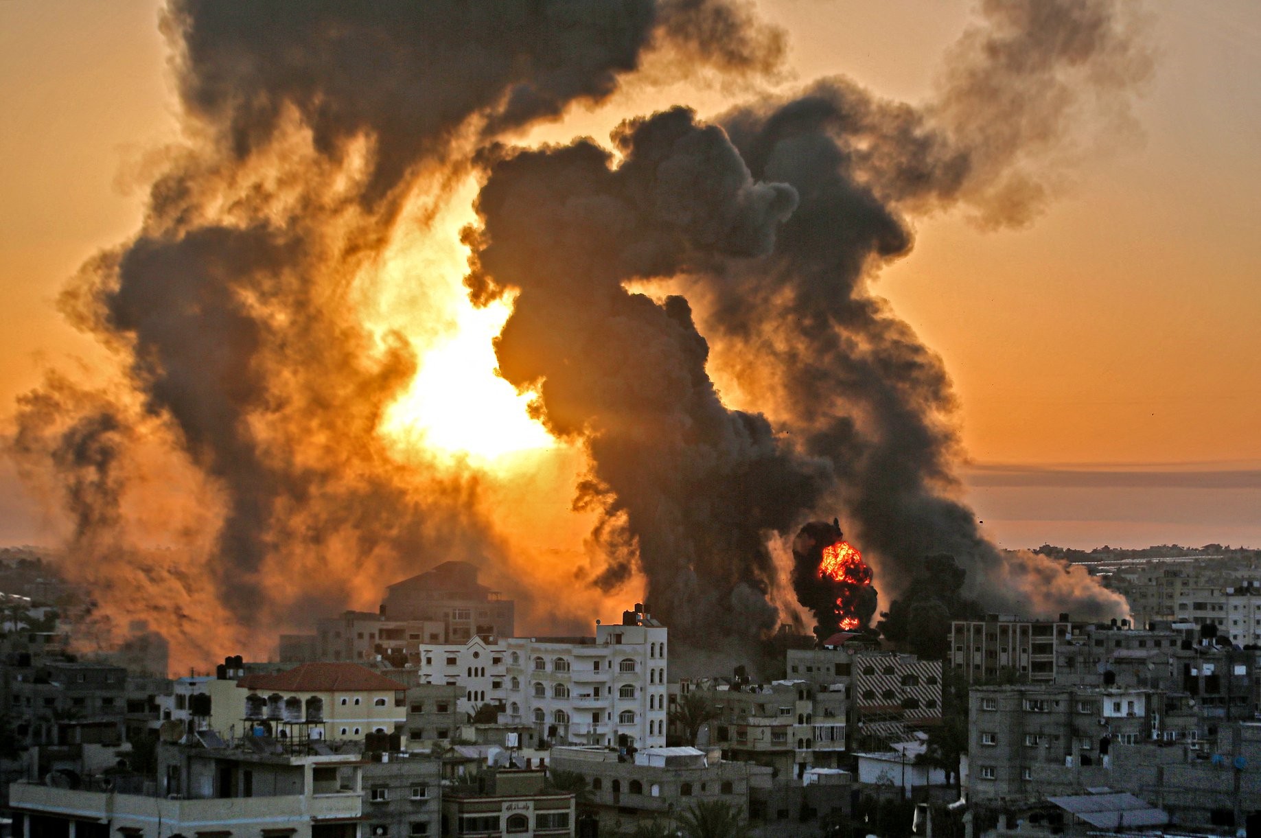 Israel Massacres Nearly 10,000 Palestinians Amid Western Rejections of Ceasefire