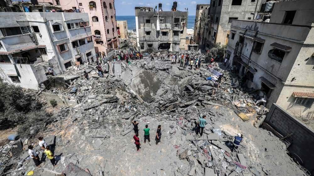 Israeli Attack on Gaza Enters Second Day