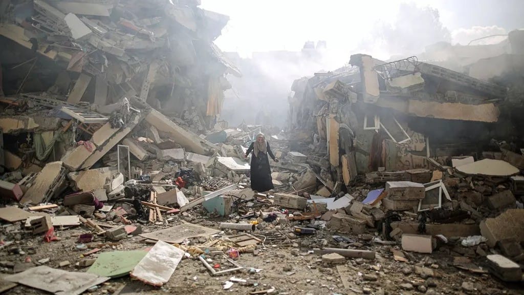 Israeli Strikes on Gaza Kill Dozens as Focus Shifts to Lebanon Conflict