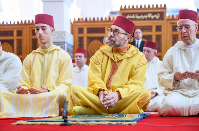 King Mohammed VI Performs Friday Prayers in Sale