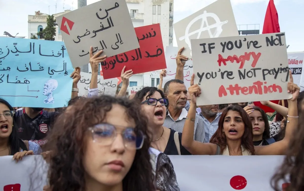 Mass Arrests of Opposition Leaders Spark Protests in Tunisia Ahead of Elections