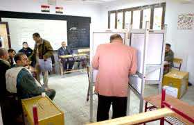 Egypt Islamists threaten demos if poll fraud found