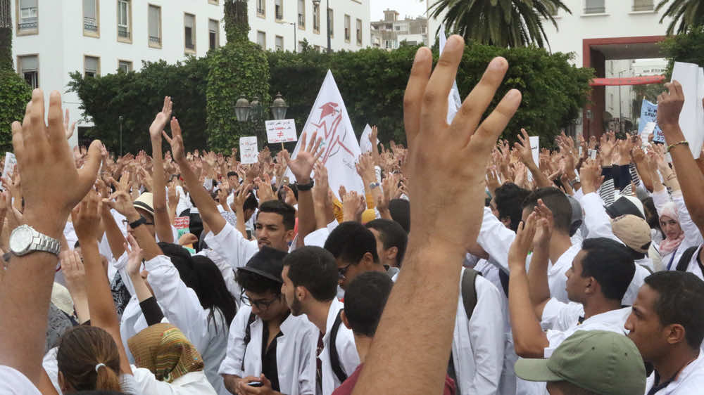 Public Doctors Condemn Health Sector Problems, Threaten to Emigrate
