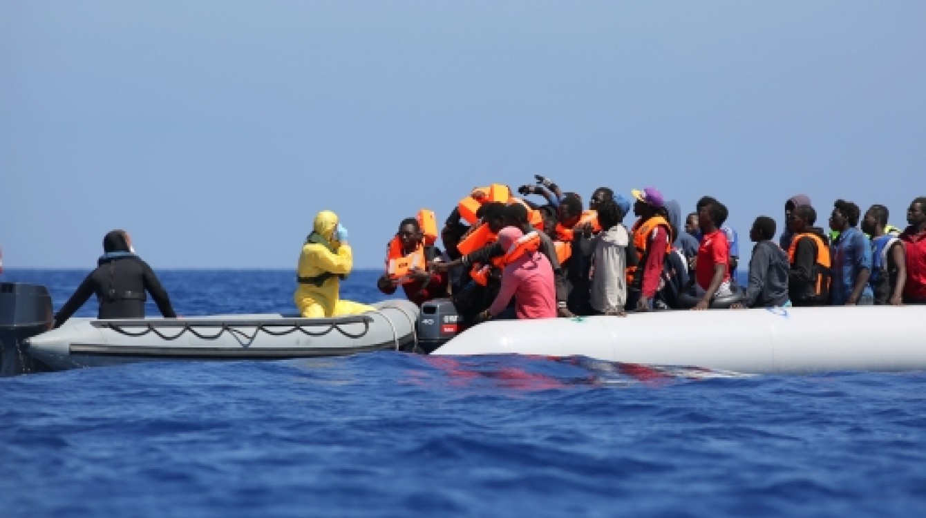 Moroccan Royal Navy Intercepts Two Irregular Migration Pirogues