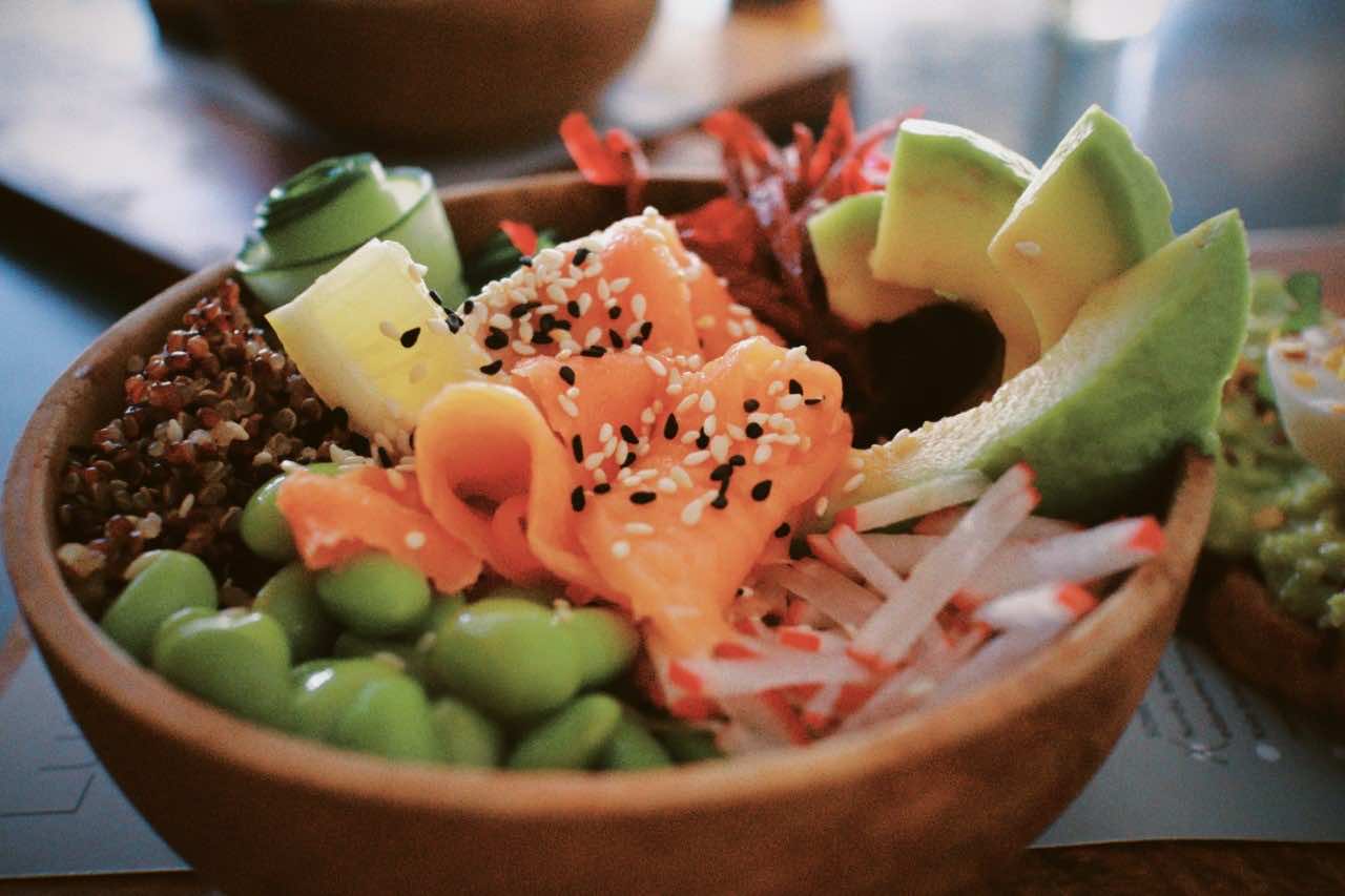 Moroccan Salad Makeover in Hawaiian Poke Bowl-Style