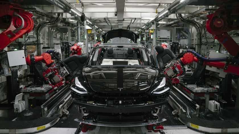Morocco to Begin Manufacturing Electronics for Tesla Automobiles