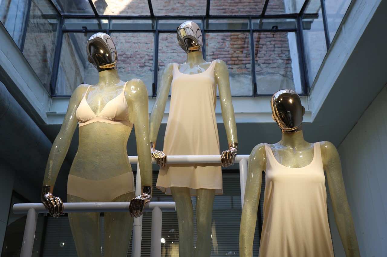 Nigeria’s Kano State Enforces Islamic Ban on Fashion Mannequins