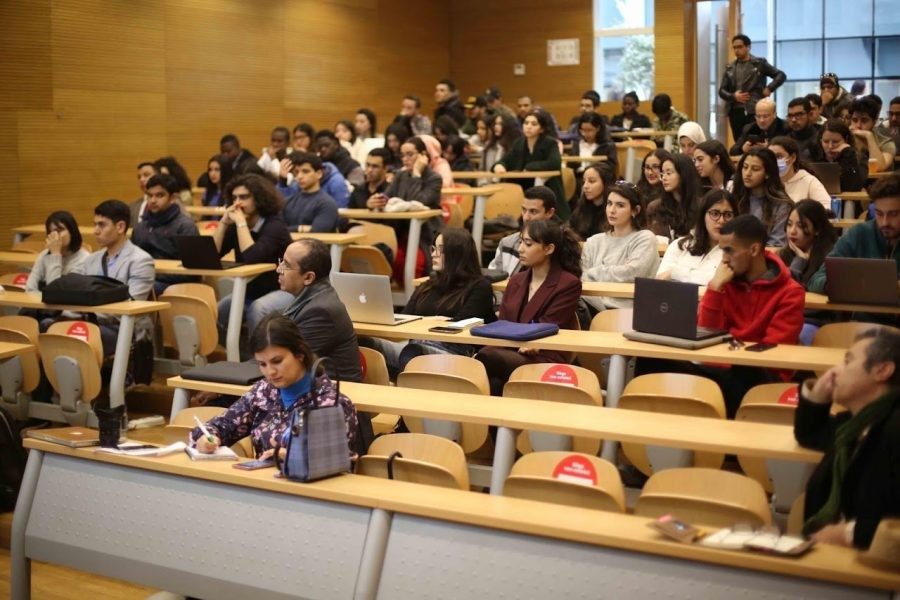 Number of University Students Reaches 1.3 Million