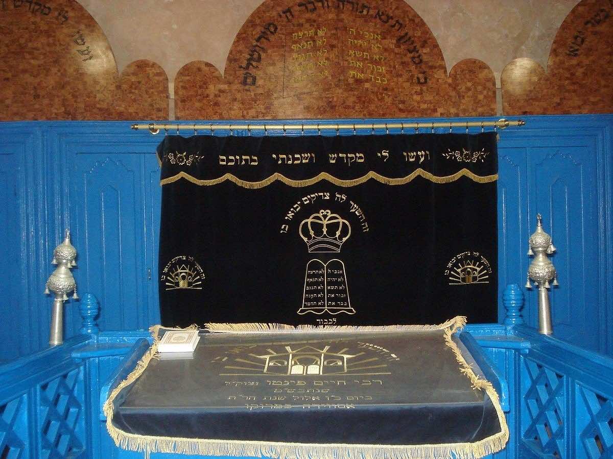 Over 2,000 Moroccan Jews Arrive in Essaouira to Celebrate Hiloula of Rabbi Haim Pinto