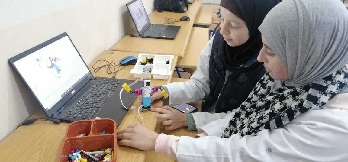 Robots & More, Siemens Gamesa to Launch Educational Tech Partnership