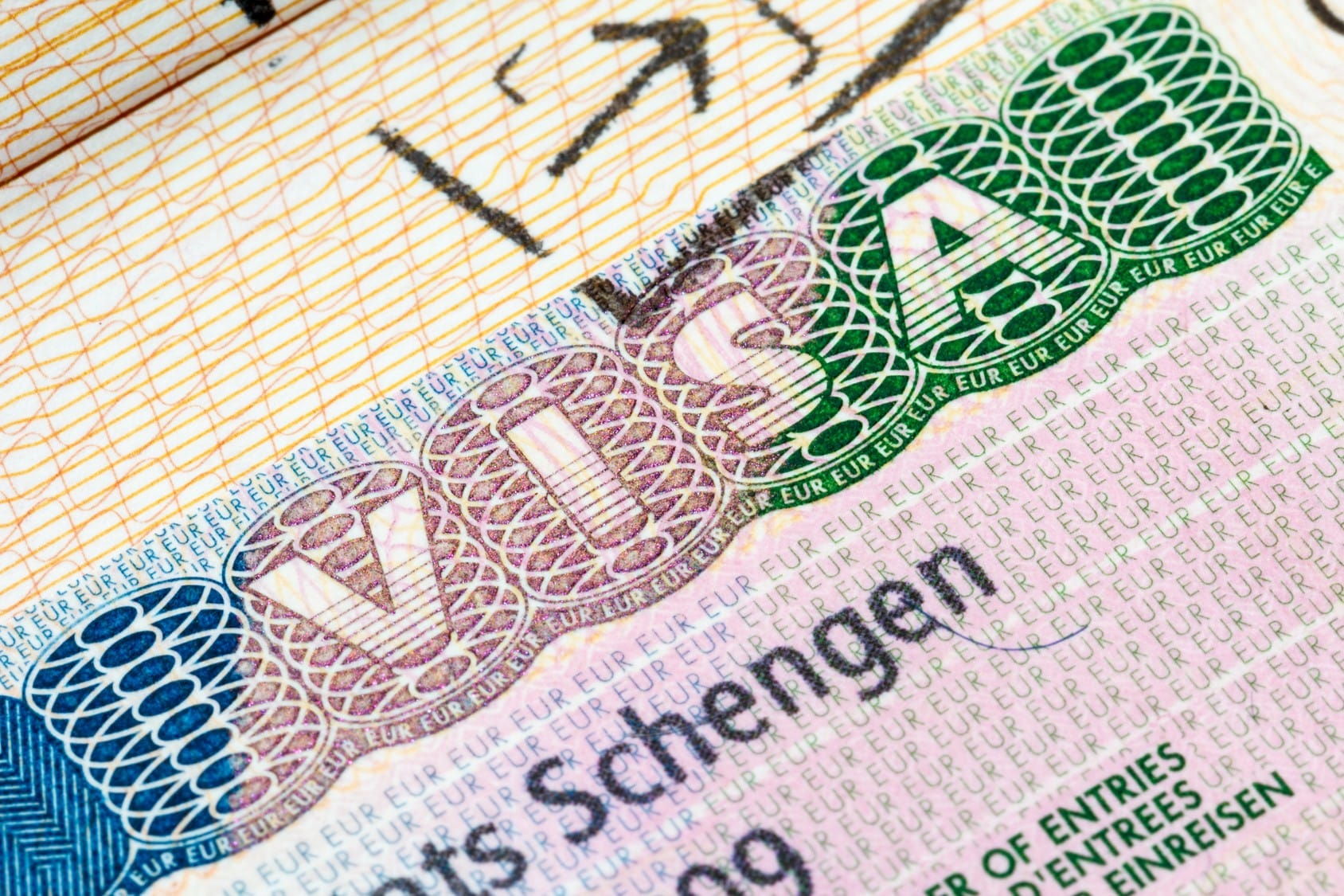 Schengen Visa: Morocco’s Consumer Watchdogs Push for Travel Insurance Refunds