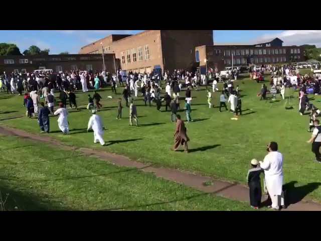 Video: Muslims Attacked by Car in the UK After Eid Al Fitr Prayers