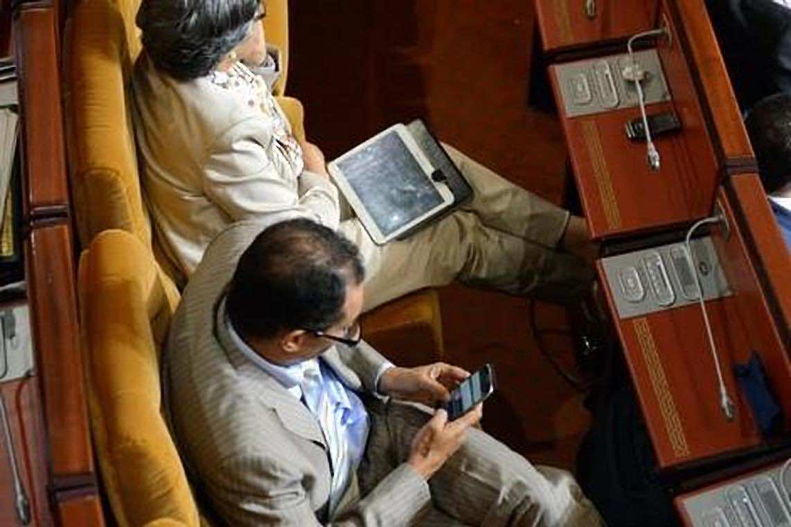 Video: MPs Caught Checking their Mobile Phones During Parliamentary Session