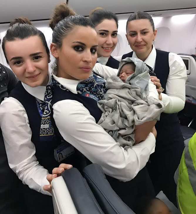 Baby Makes Dramatic entrance to the World at 42,000 Feet