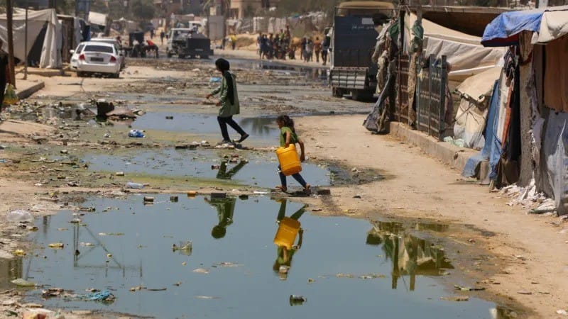 UNRWA: Impossible to Begin Polio Vaccination in Gaza Amid Continuous Bombing