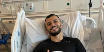Romain Saiss Undergoes Surgery After Nasty Ankle Injury