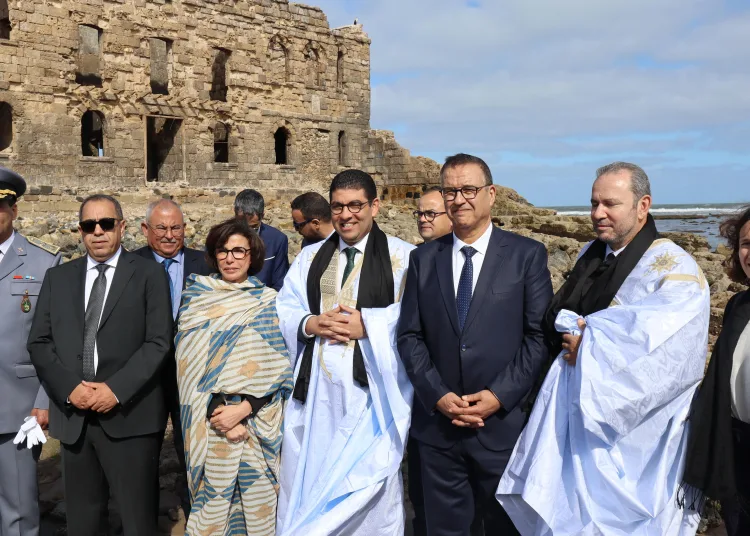 France’s Culture Minister Wears Melhfa During Visit to Southern Morocco