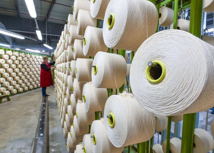 Galician textile companies shift production to Morocco.