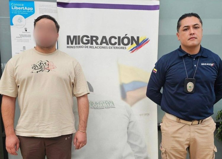 Moroccan citizen with Interpol red notice arrested at Colombian airport.