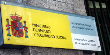 Nearly half million of Moroccans were paying into the social security system