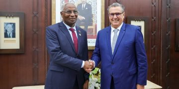 Prime Minister Aziz Akhannouch and his Guinean counterpart