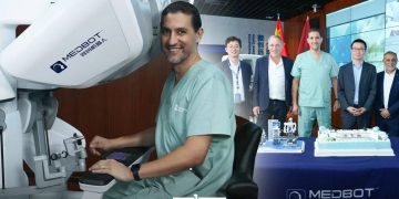 Moroccan surgeon Youness Ahallal