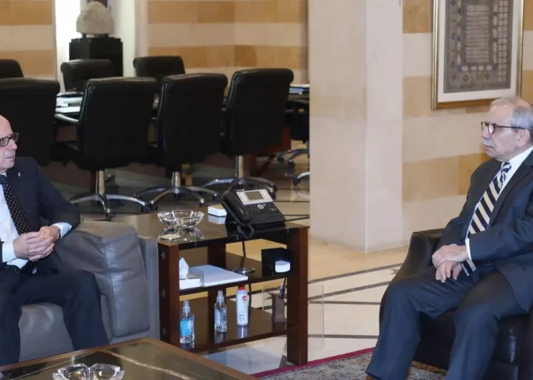 Moroccan envoy, Lebanese PM discuss strengthening ties in Beirut talks.
