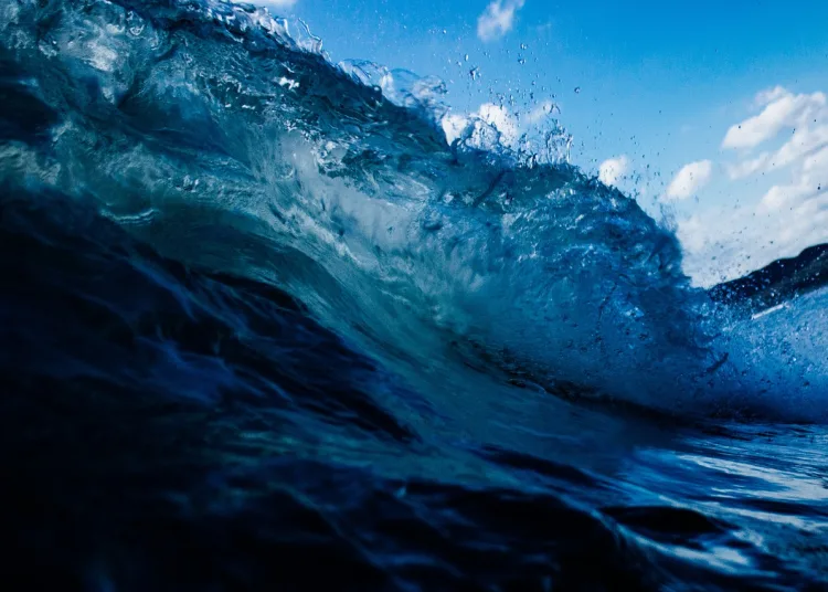 Giant Waves to Hit Moroccan Coasts Starting Monday