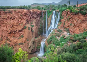 Tucked away between the High Atlas and Middle Atlas mountains lies a region that few international travelers explore but many should: Beni Mellal-Khenifra.