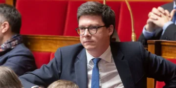 French politician Pierre Henri Dumont has joined the chorus of high-ranking figures who are demanding to designate the Polisario Front as a terrorist group.