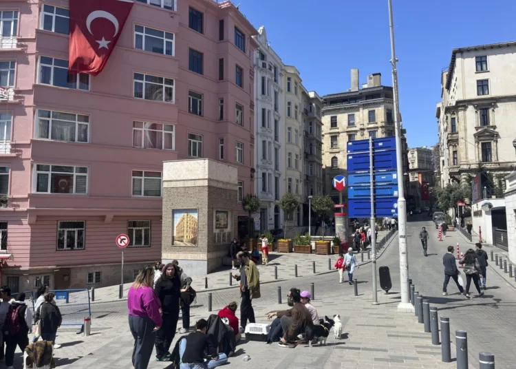 A strong earthquake measuring 6.2 magnitude struck off the coast of Istanbul on Wednesday.