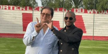 Wydad's president Hicham Aït Menna (on the left) appointed Rhulani Mokwena as club's head coach last summer.