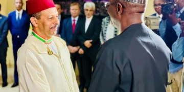 Niger’s authorities decorated Morocco’s Ambassador Allal Al Achab with the rank of Commander of the National Order of Merit.