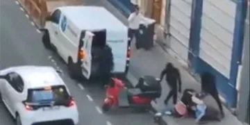 Image from the footage showing the kidnapping attempt
