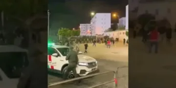 Around 17 people, including five minors, ended up in police custody on Saturday night after violence broke out around Casablanca’s Mohammed V Stadium during the Wydad vs AS FAR football match (2-1).