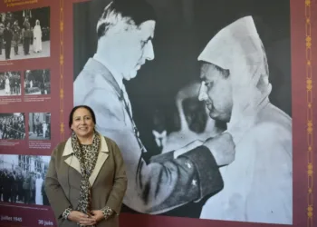 Bahija Simou, the Director of the Royal Archives of Morocco, has been awarded the prestigious Order of Merit of the Italian Republic in recognition of her efforts of promoting cultural heritage and deepening historical ties between Morocco and Italy.