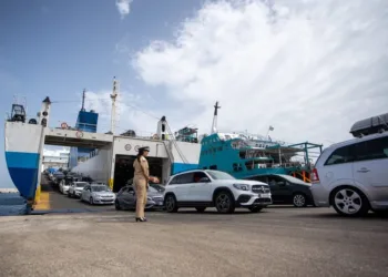 The National Road Safety Agency (NARSA) has announced that Moroccan drivers planning to travel abroad with their vehicles must have double registration plates.