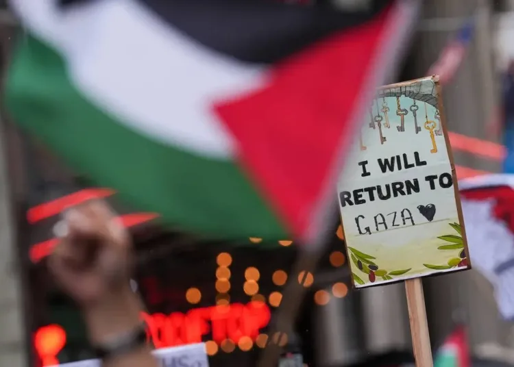 Pro-Palestinian demonstrators march during a rally in Toronto, Ontario on May 11, 2024. [Mert Alper Dervış – Anadolu Agency]
