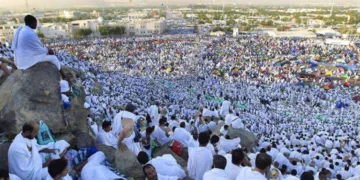 Over 1.5 Million Muslims Pray at Mount Arafat in Key Ritual of Hajj