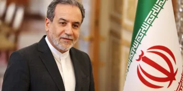 Iran’s Foreign Minister Abbas Araghchi announced on Sunday that he will travel to Russia on Monday for urgent talks with Russian President Vladimir Putin. This announcement followed closely after the United States’ unprovoked strikes on three Iranian nuclear sites.