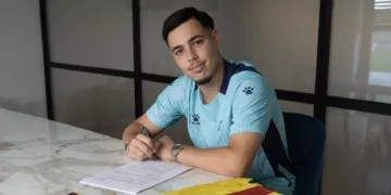 Maamma joins Watford in the English Championship.