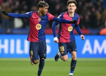 Barcelona has announced on Friday that their senior football team will continue their Asia tour, to play against Japan's Vissel Kobe.