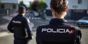 Granada Police Arrest 2 Moroccan Men for Allegedly Abandoning Minor