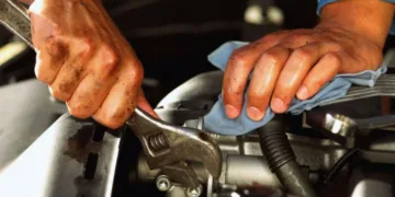 Thousands of Spanish drivers are crossing the strait to repair their vehicles in Morocco, taking advantage of dramatically lower labor and parts costs.