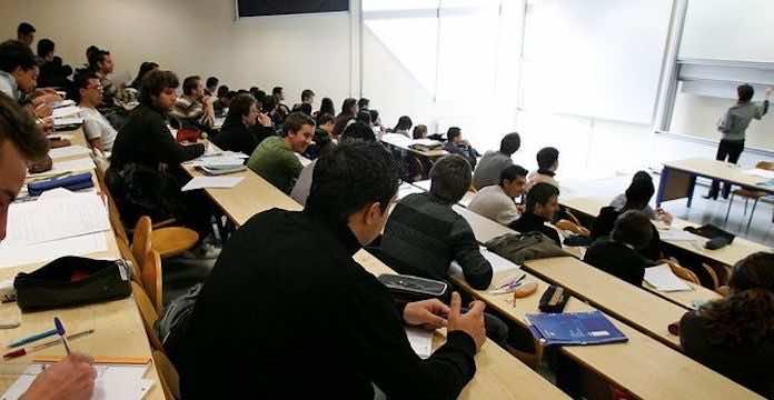 Moroccan Universities to Introduce Arabic in Science, Engineering, and Medicine