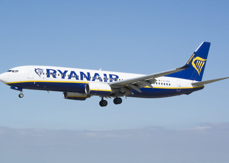 Ryanair will announce cuts of nearly one million seats at Spanish regional airports next week.